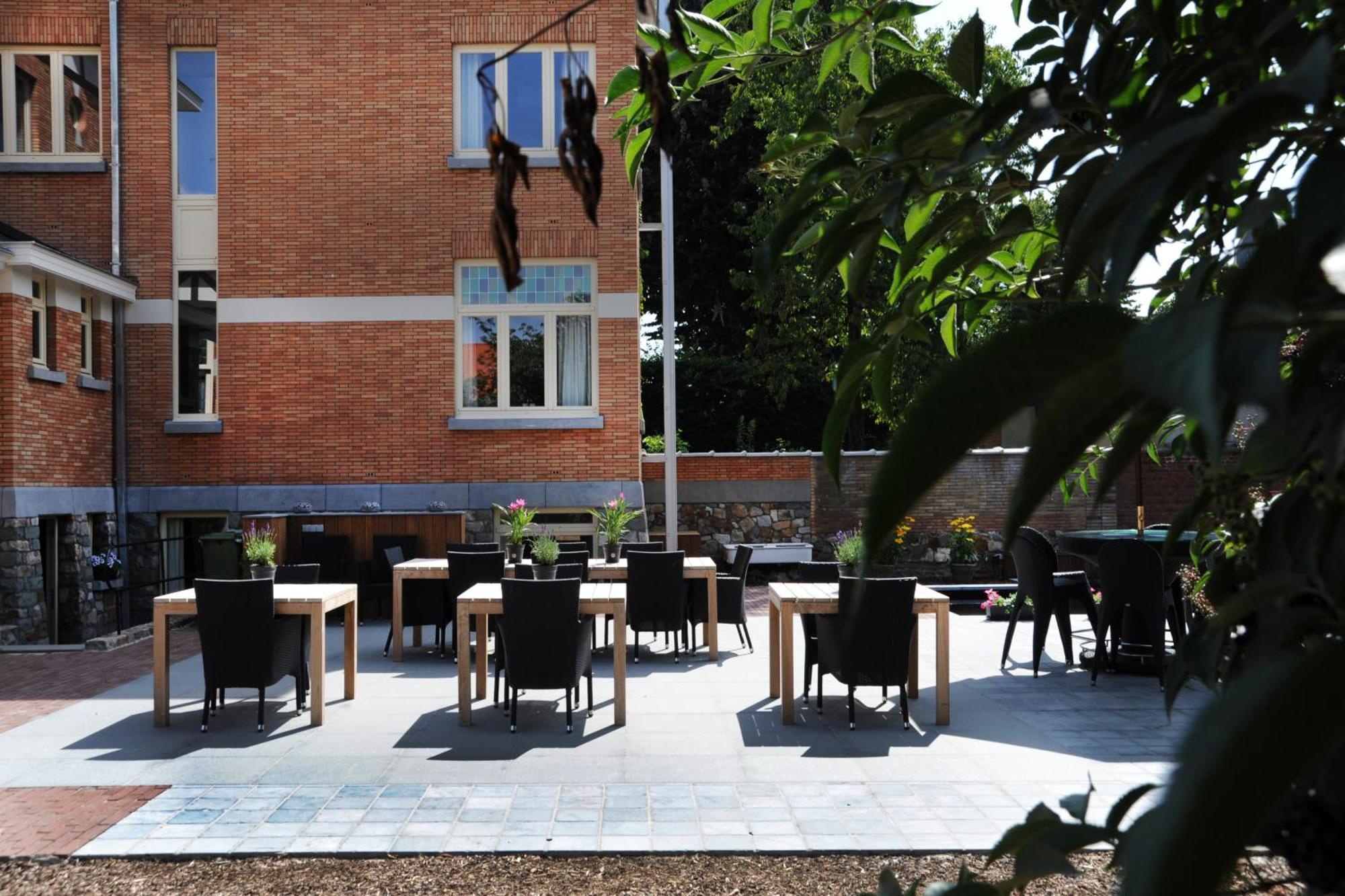 Charmehotel Villa Saporis Хаселт Екстериор снимка