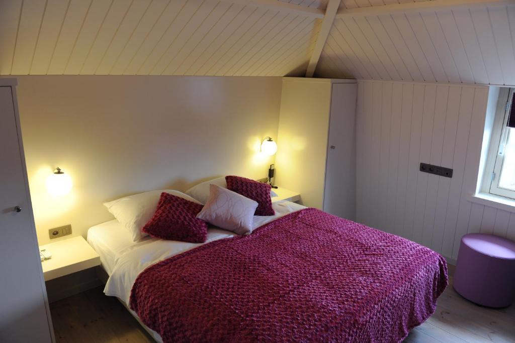 Charmehotel Villa Saporis Хаселт Стая снимка